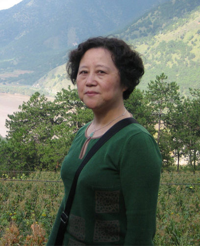 周鲁英 老师
